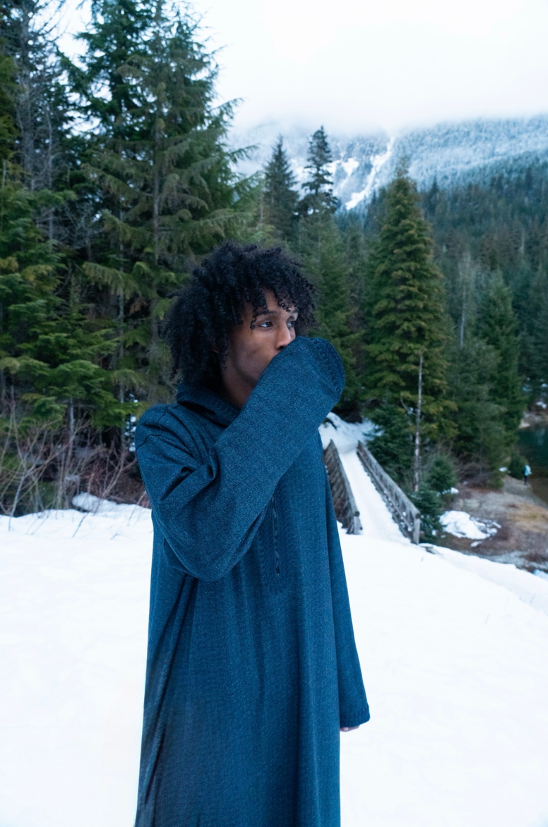 Blue Winter Thobe